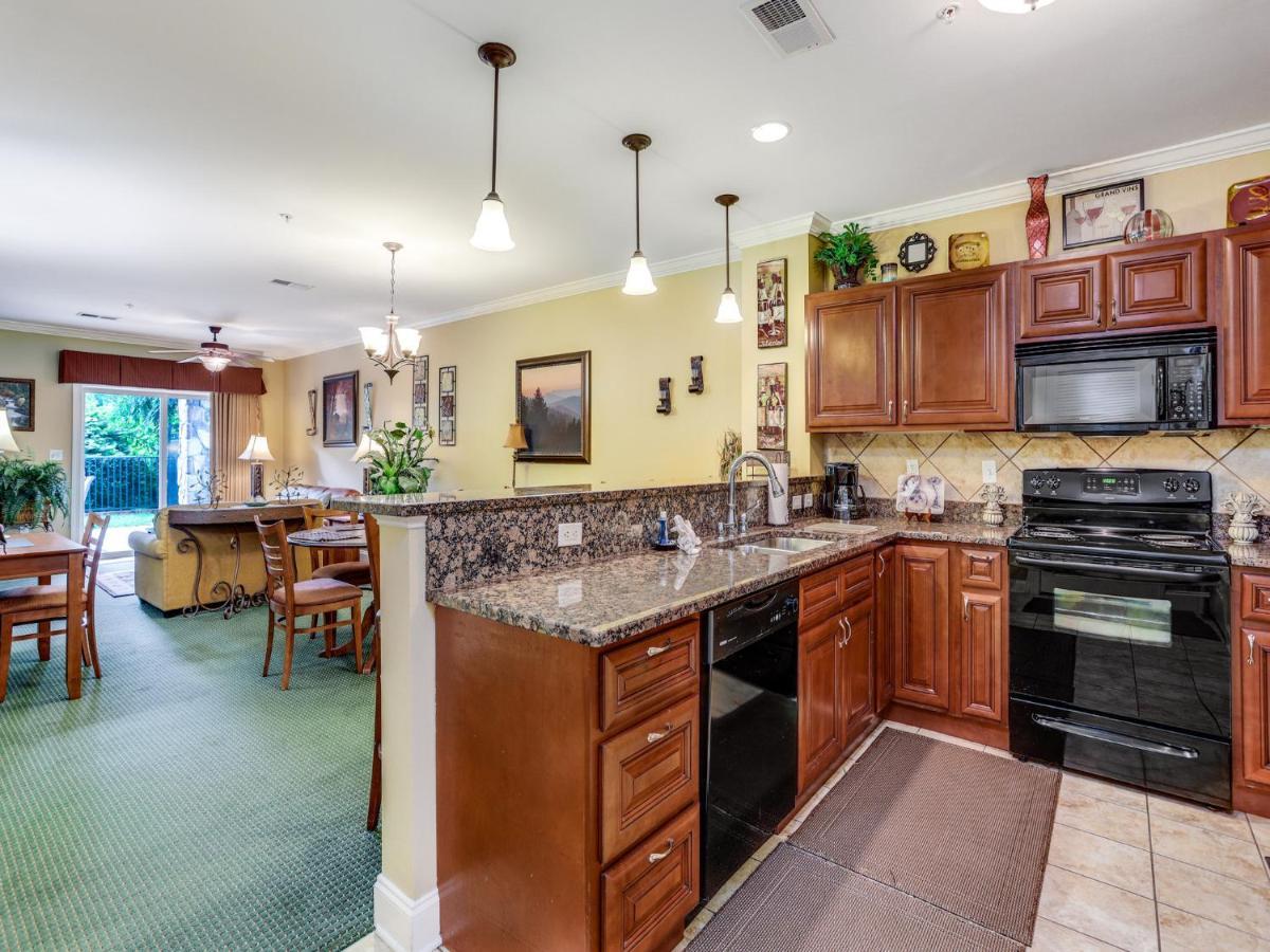 Downtown Delight, 2 Bedrooms, Pool, Hot Tub, Sleeps 6 Gatlinburg Εξωτερικό φωτογραφία