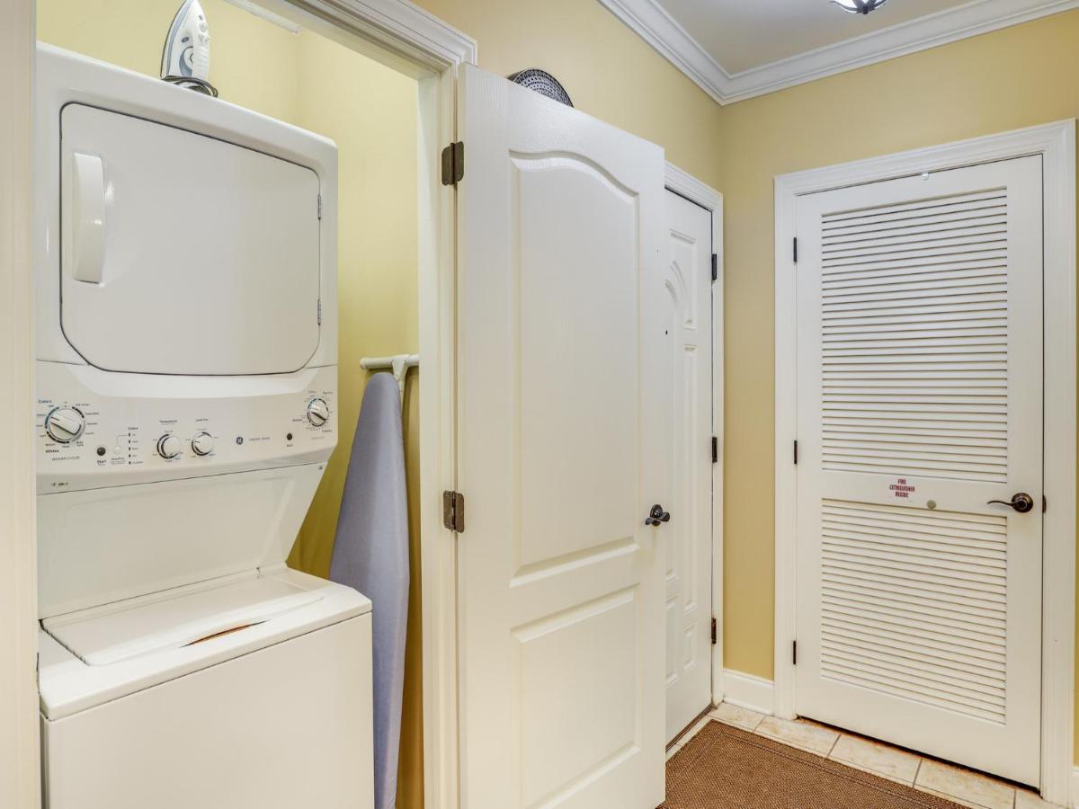 Downtown Delight, 2 Bedrooms, Pool, Hot Tub, Sleeps 6 Gatlinburg Εξωτερικό φωτογραφία