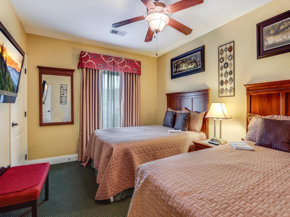 Downtown Delight, 2 Bedrooms, Pool, Hot Tub, Sleeps 6 Gatlinburg Εξωτερικό φωτογραφία
